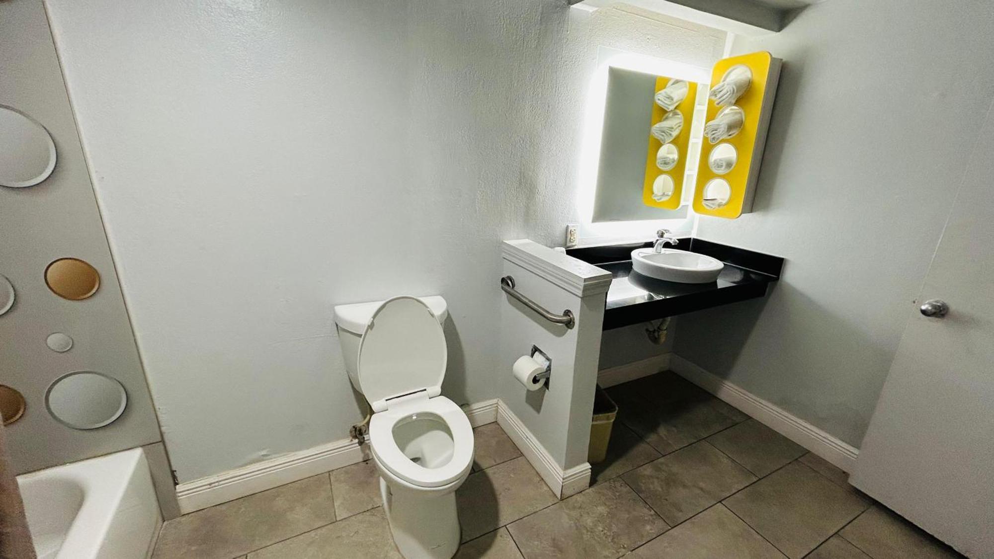 Super 7 Inn By Oyo Tupelo Hwy 178 מראה חיצוני תמונה