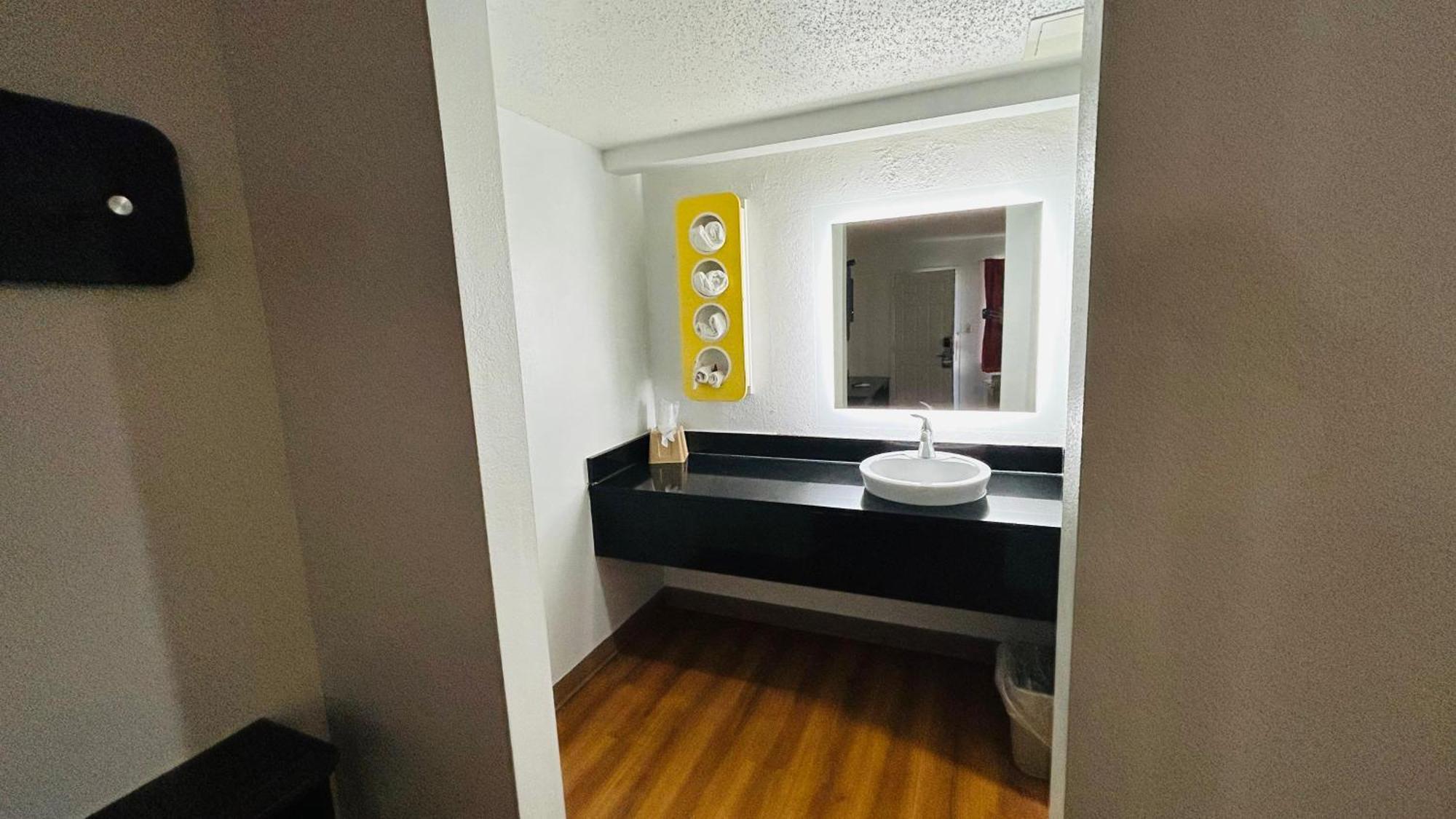 Super 7 Inn By Oyo Tupelo Hwy 178 מראה חיצוני תמונה
