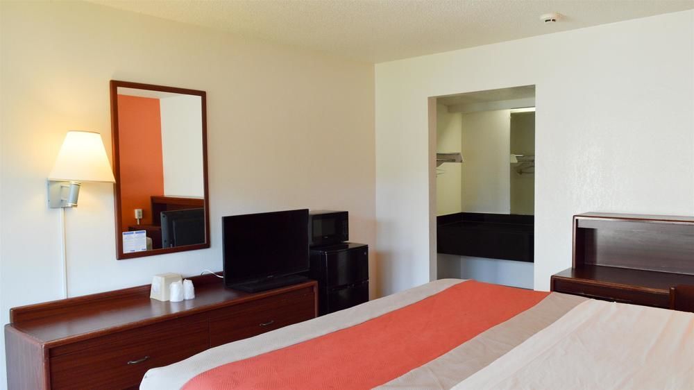 Super 7 Inn By Oyo Tupelo Hwy 178 מראה חיצוני תמונה